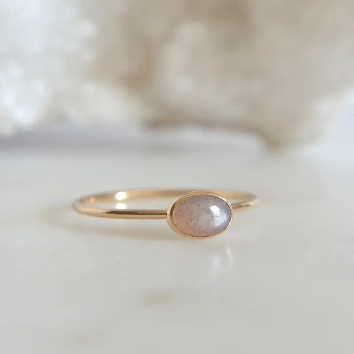 14k Oval Choco Moonstone Ring