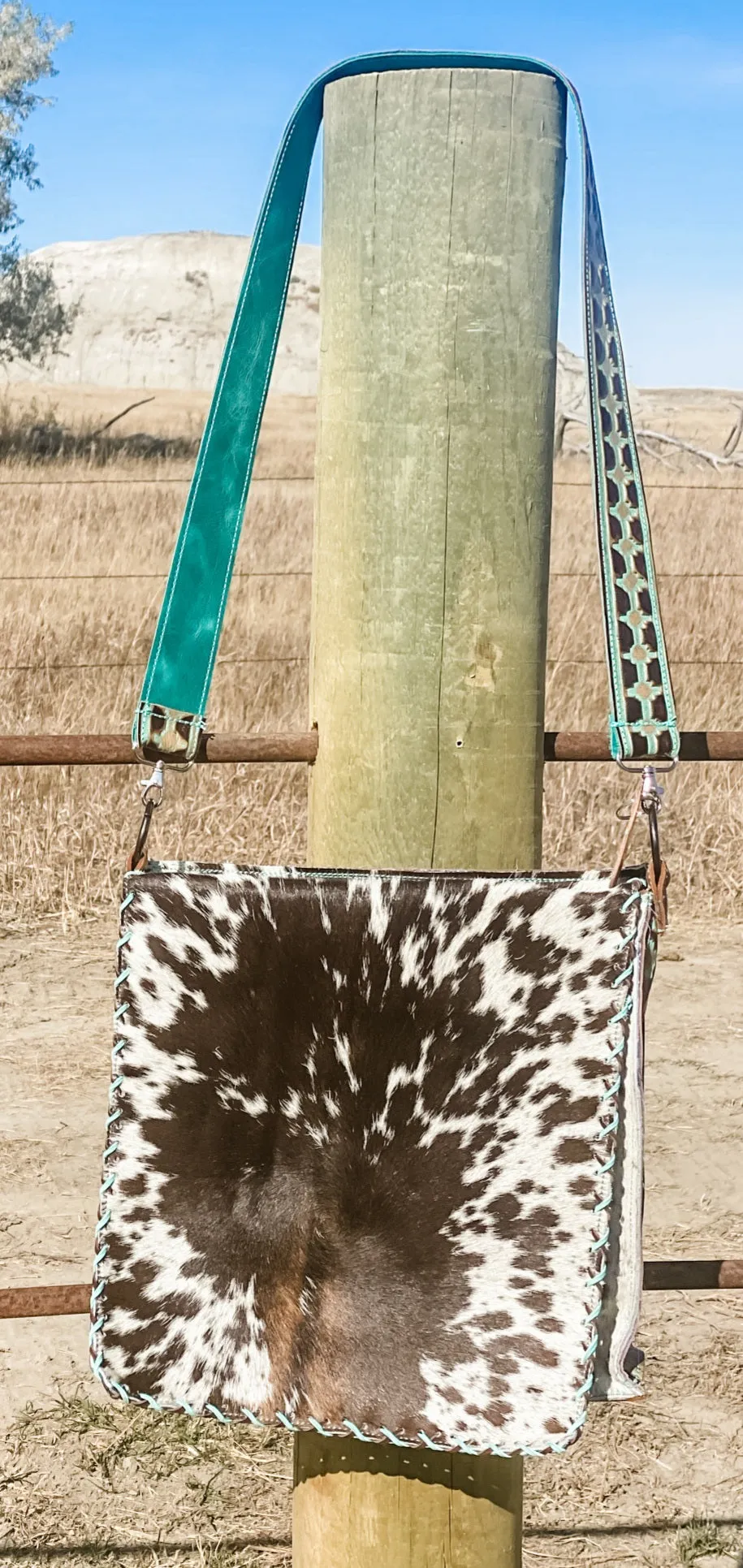 Brittany Messenger Tote