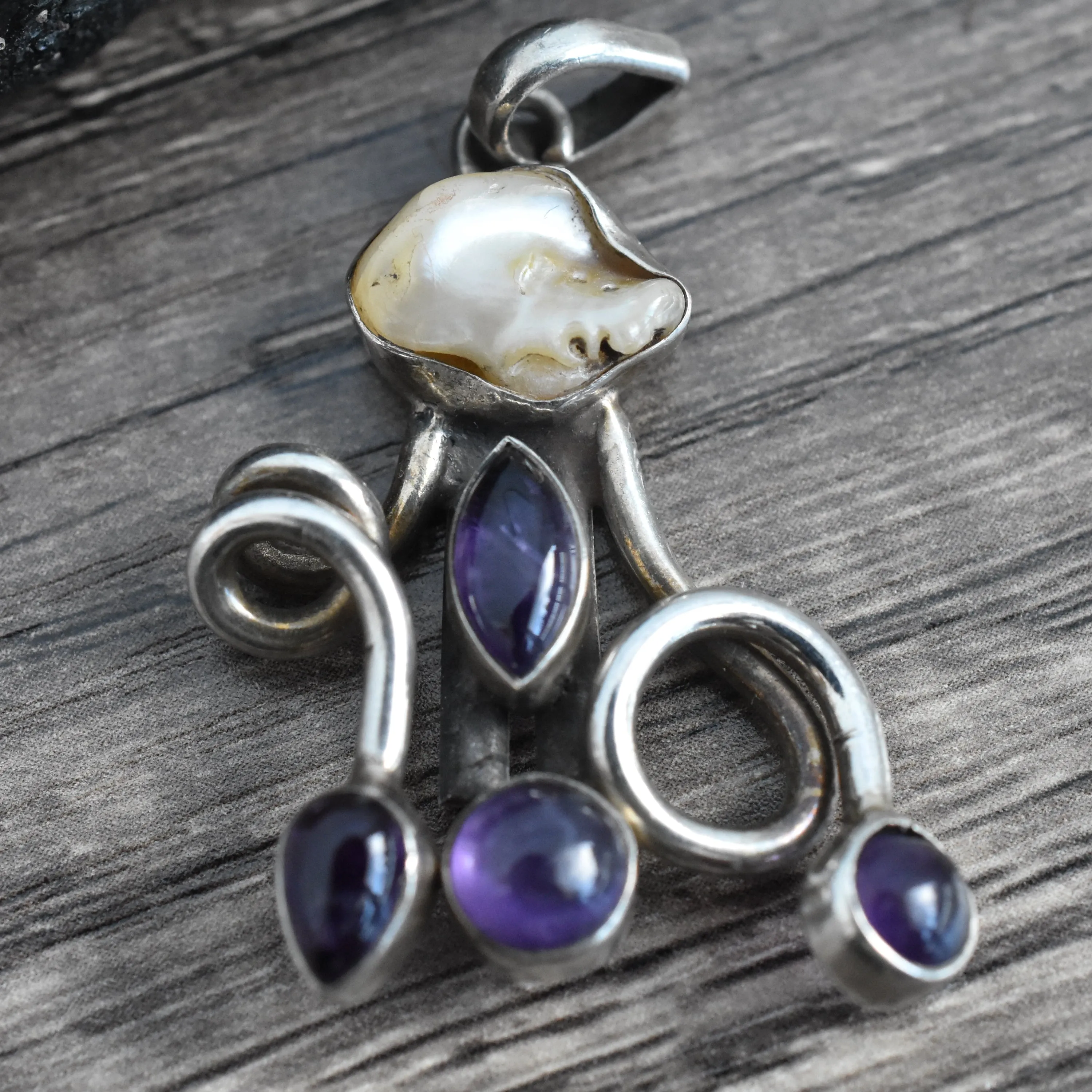 Mother of Pearl and Amethyst Faded Mood Pendant