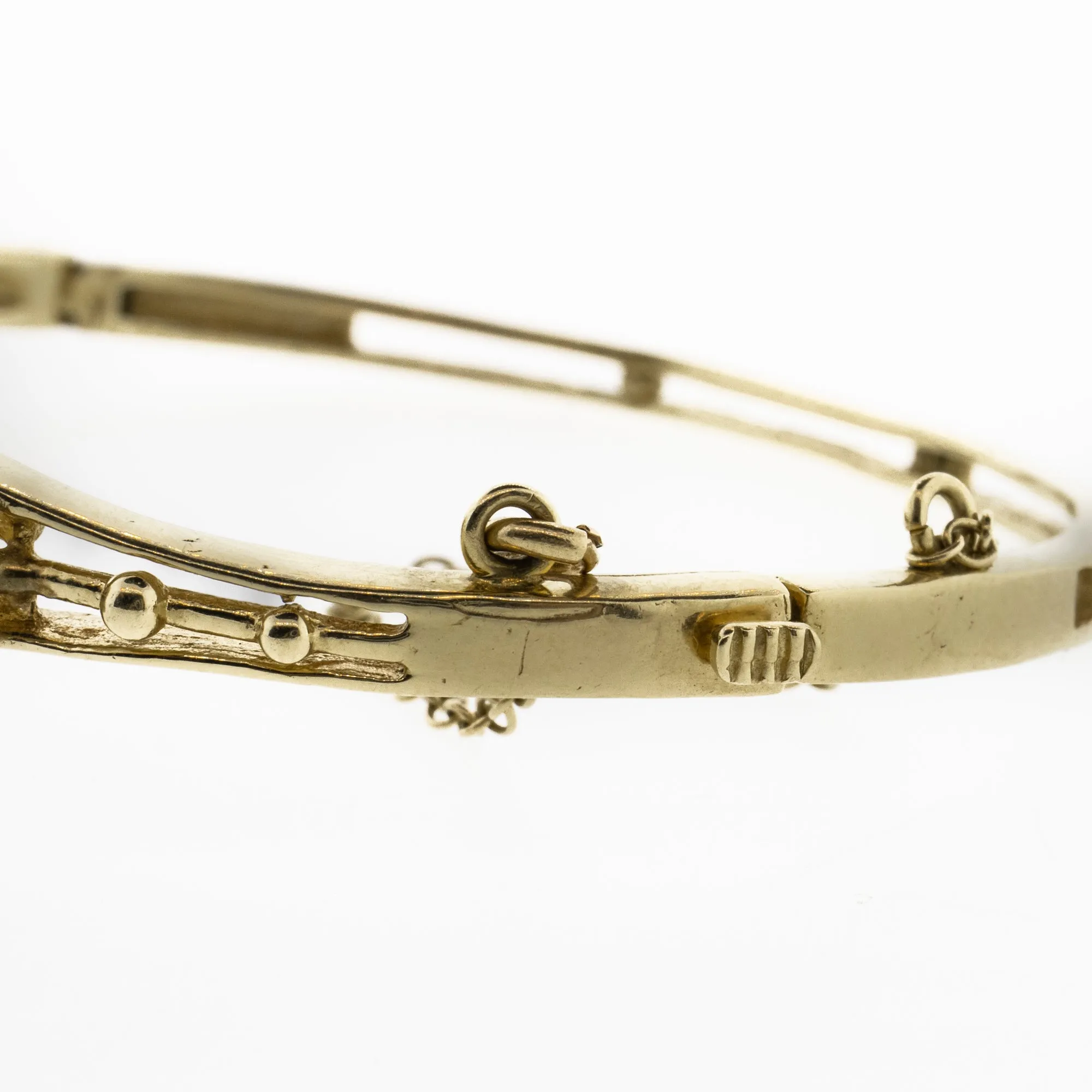 Yellow Gold Filigree and Oval Amethyst Hinge Cuff Bracelet